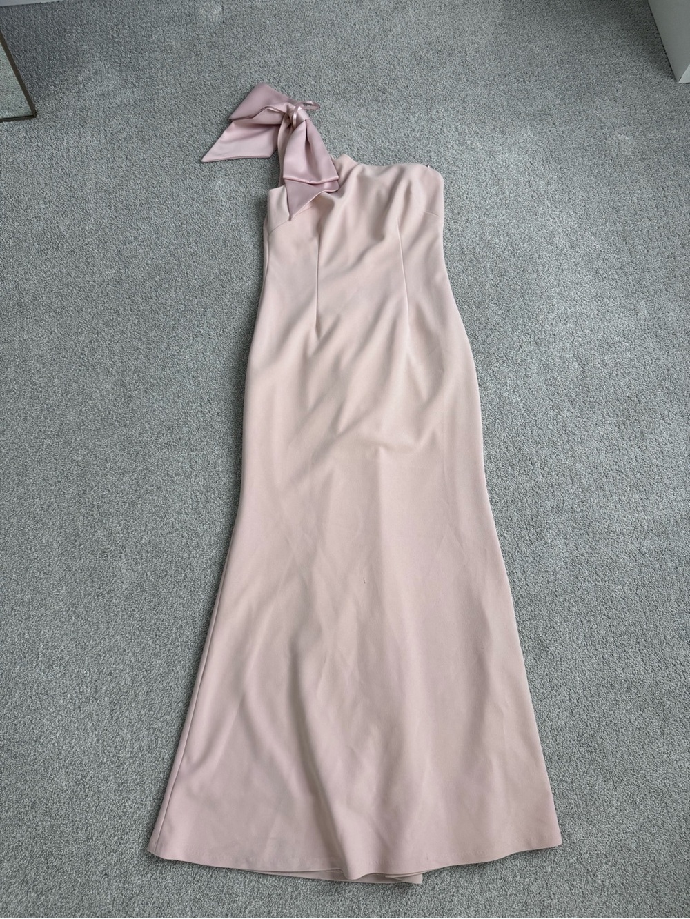 Eliza J One-Shoulder Bow-Accent Light Pink Gown